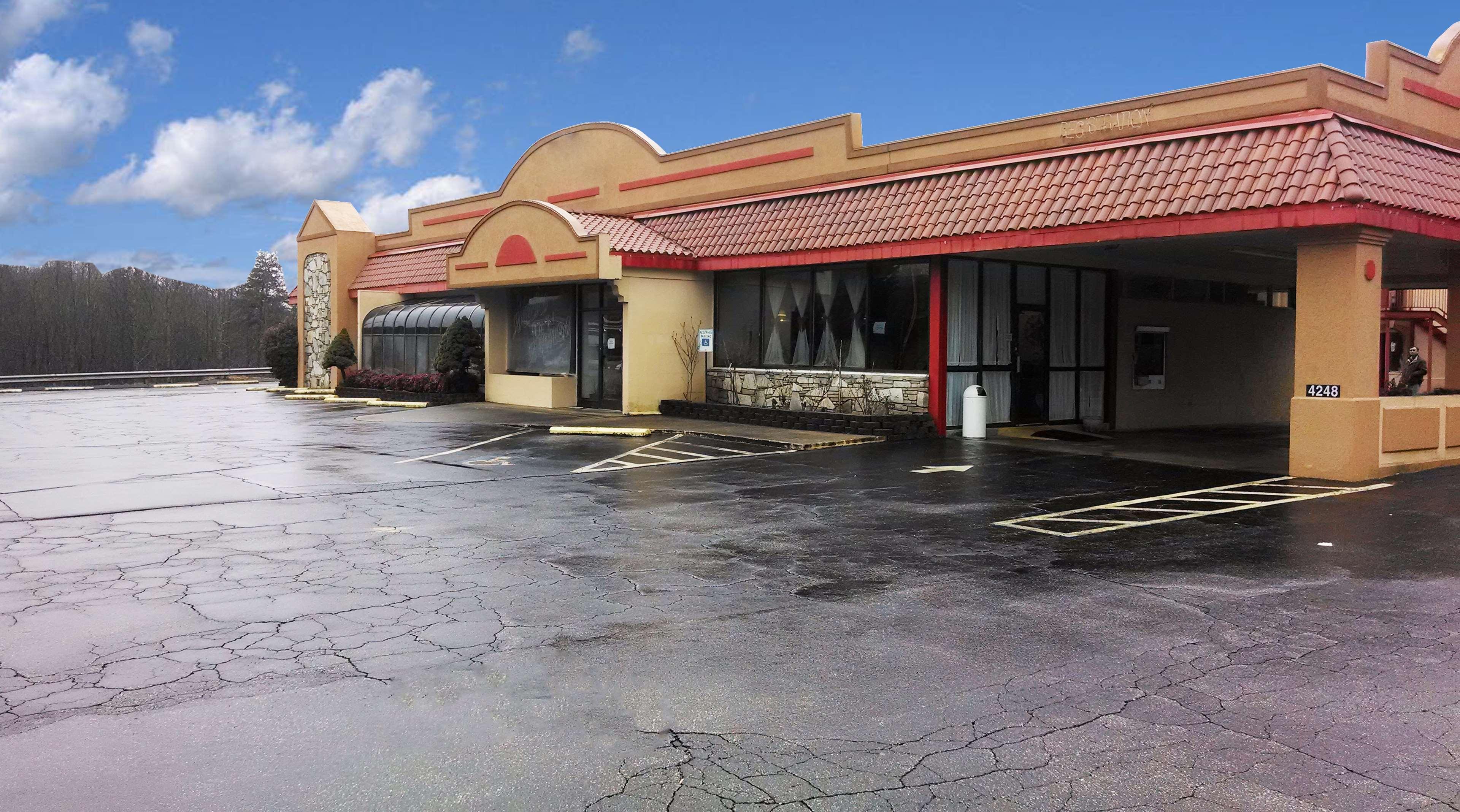 Americas Best Value Inn Marion Nc Екстер'єр фото